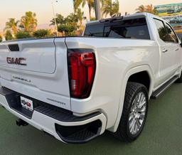 vehicle_4
